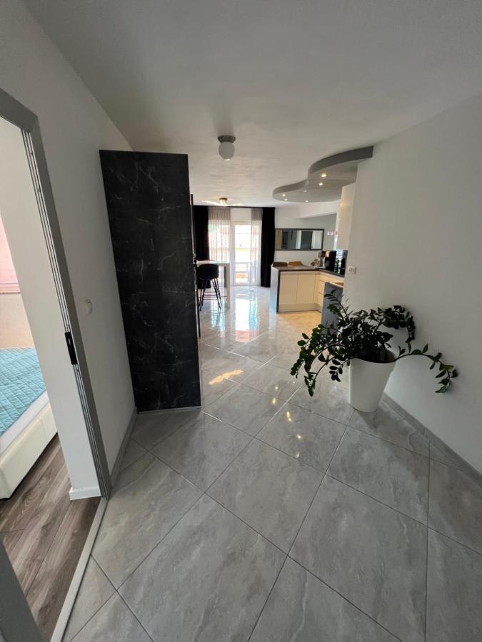 Apartments Cosic Klenovica Exterior foto